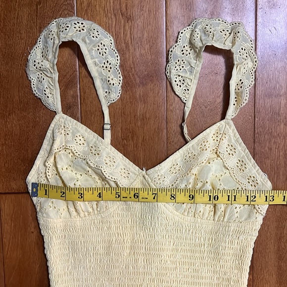 Japna Y2K Buttery Yellow Baby Doll Eyelet Smocked Crop Top Size S Cottagecore - Picture 5 of 8